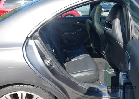 2018 Mercedes-Benz Cla 250 4Matic z USA, uszkodzony, nr VIN WDDSJ4GB0JN632169